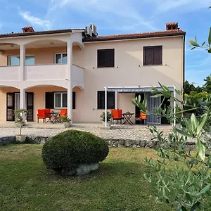 Avelanda Labin (Istria)